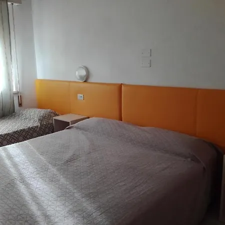 New Prophet Apartamento Cattolica